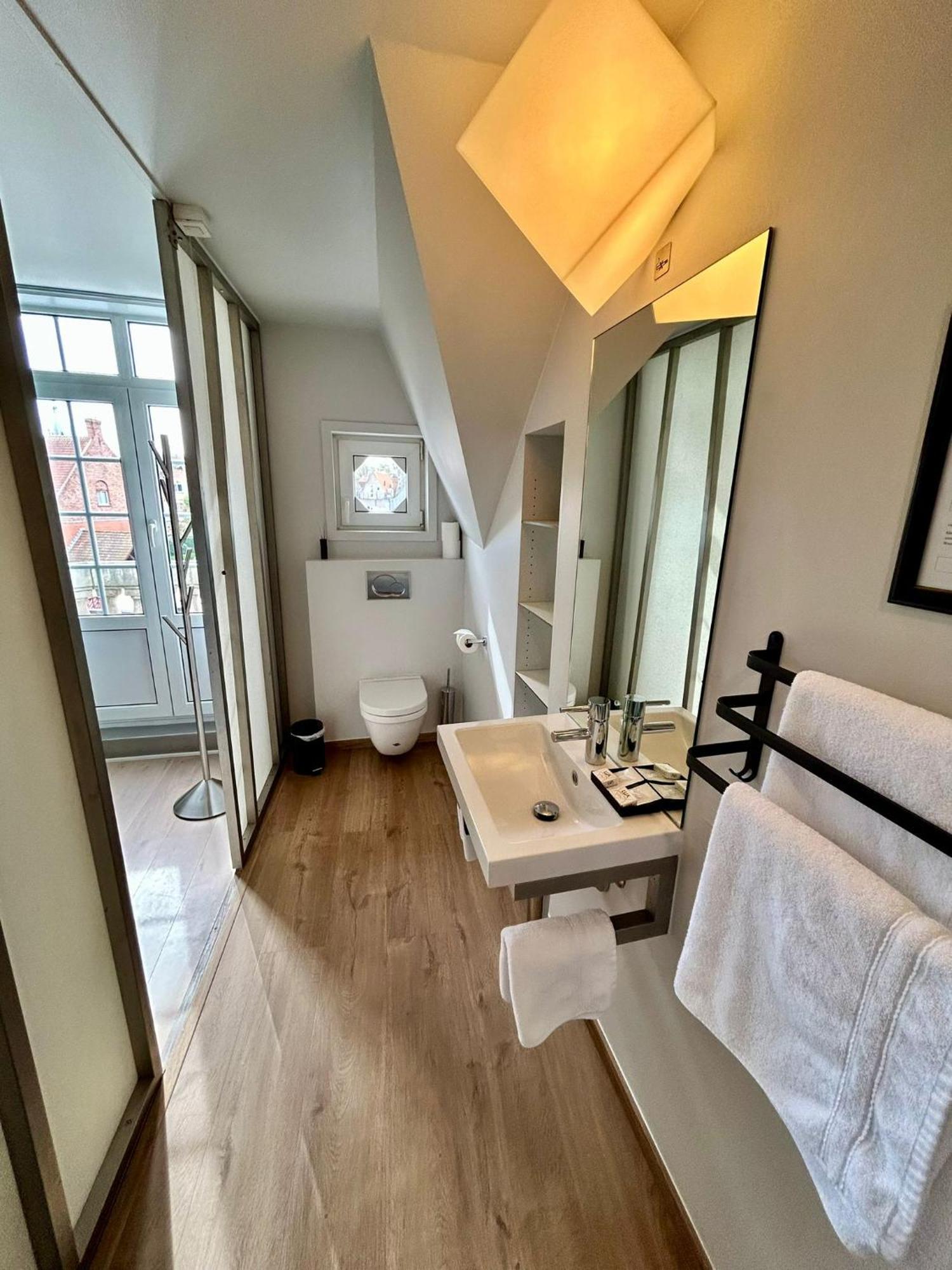 B&B Contrast Брюж Екстериор снимка